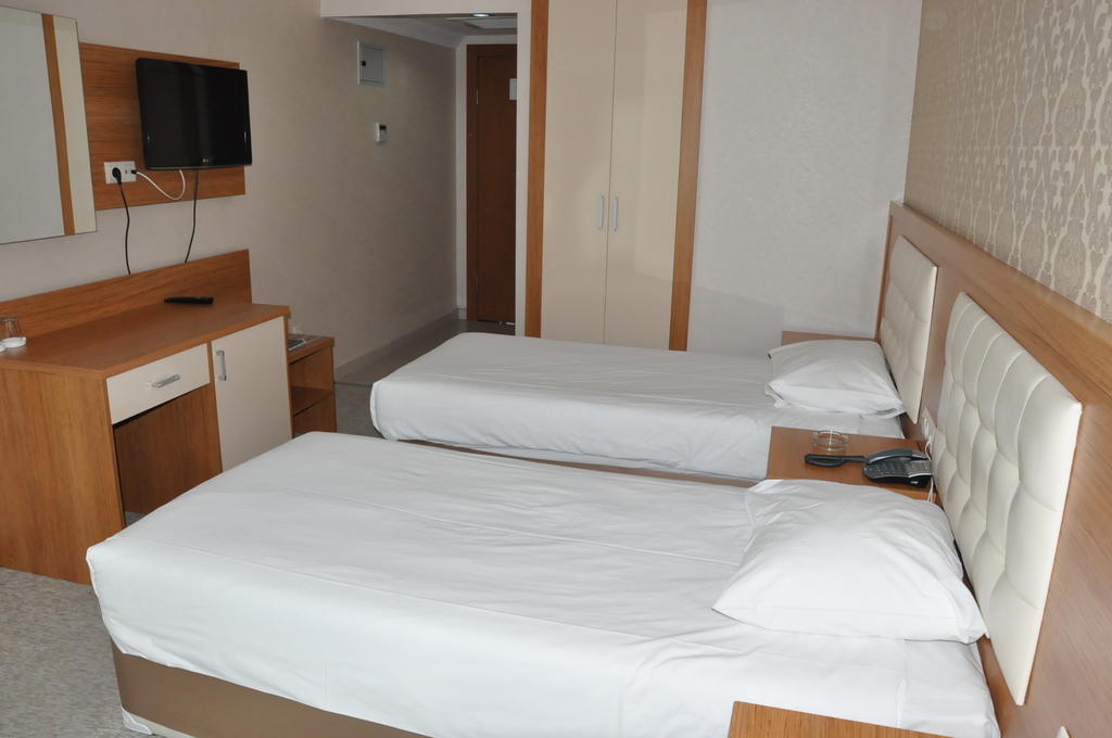 Ilksan Deha Hotel Анкара Екстериор снимка