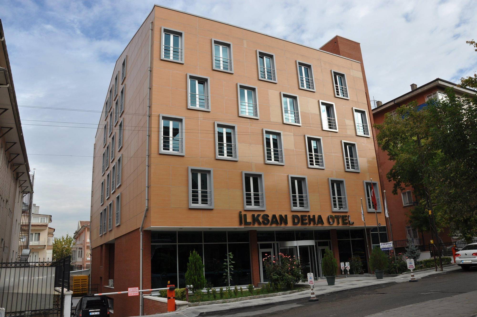 Ilksan Deha Hotel Анкара Екстериор снимка