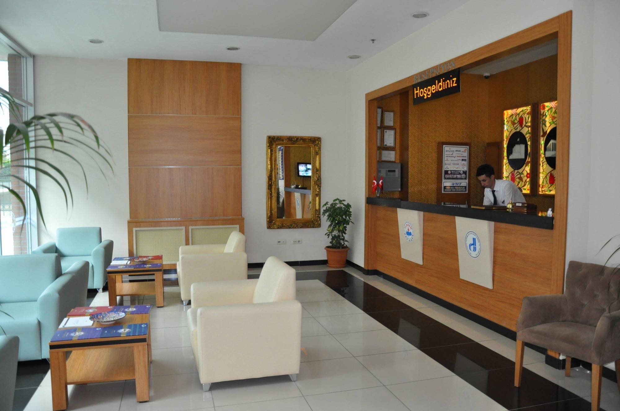 Ilksan Deha Hotel Анкара Екстериор снимка