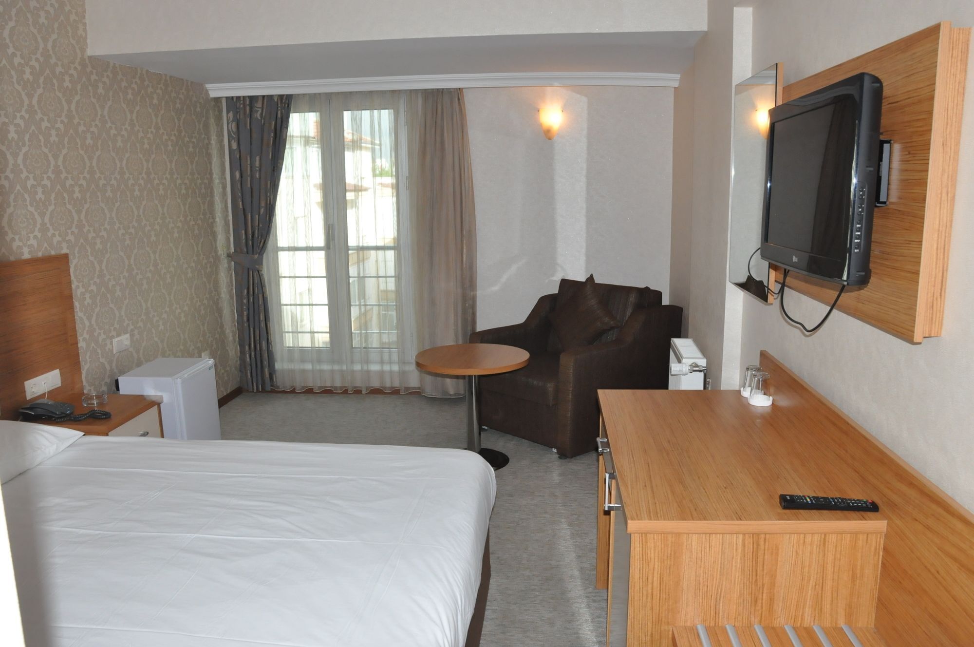 Ilksan Deha Hotel Анкара Екстериор снимка